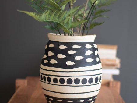 Black And White Paper Mache Vase - Urn Fashion