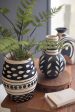 Black And White Paper Mache Vase - Urn Fashion